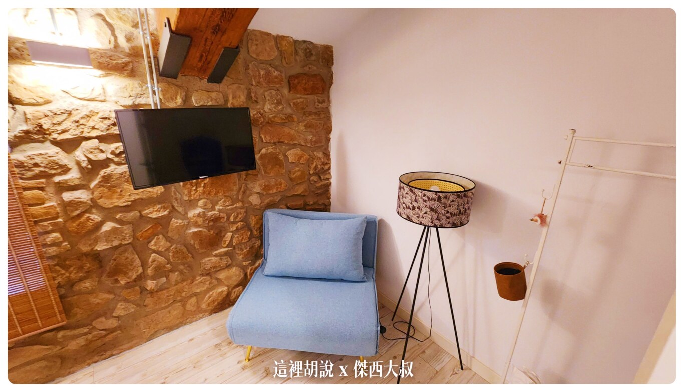 西班牙巴拉格爾 (Balaguer)：La Casa Del Miracle 非常溫馨的度假小屋 不小心遇到市集：客房