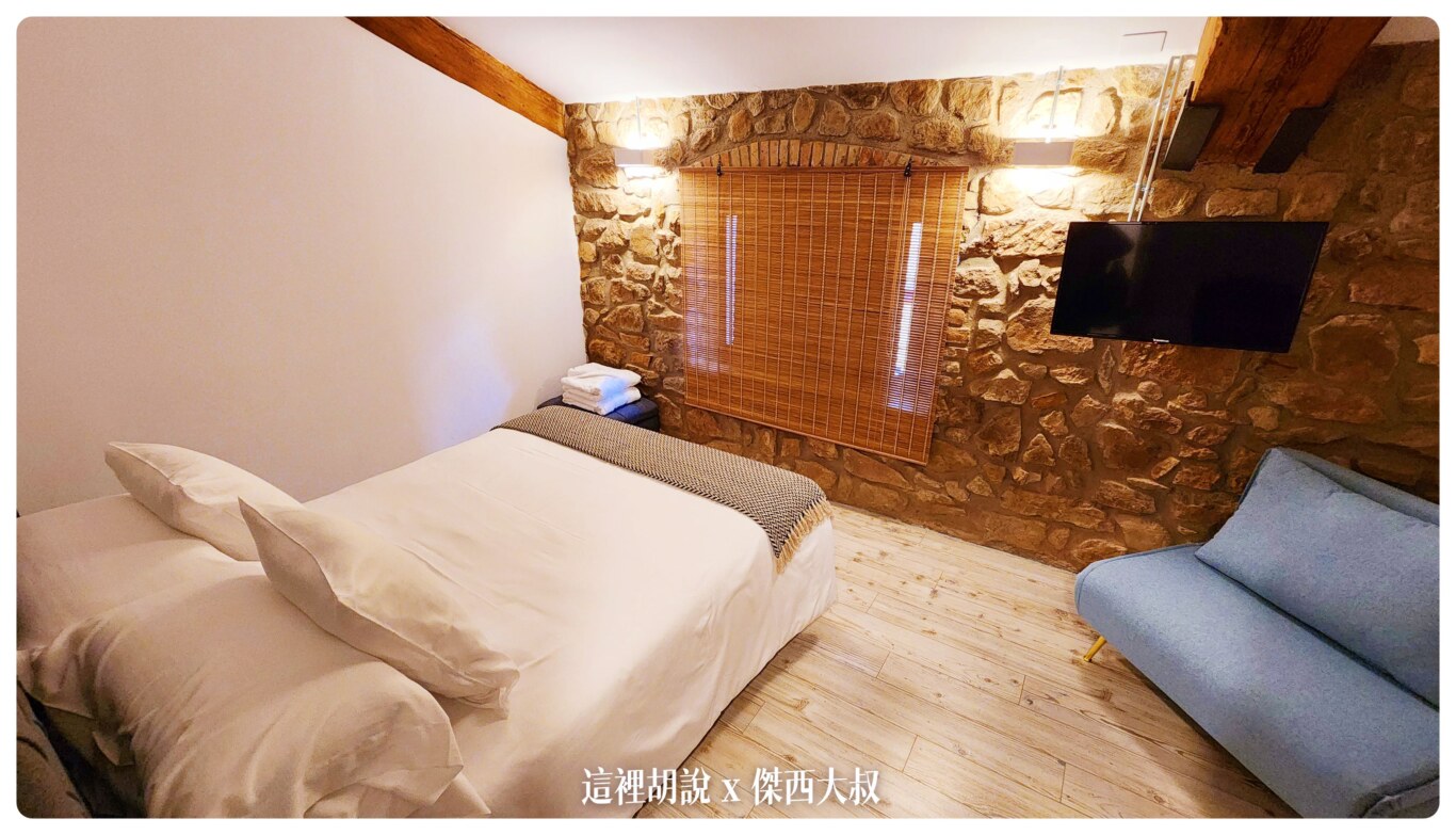 西班牙巴拉格爾 (Balaguer)：La Casa Del Miracle 非常溫馨的度假小屋 不小心遇到市集：客房