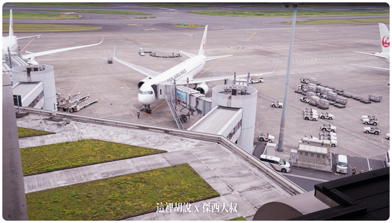 羽田機場 T1 第一航廈 逛街的人比旅客多 裡頭還有航空神社：關於羽田第一航廈