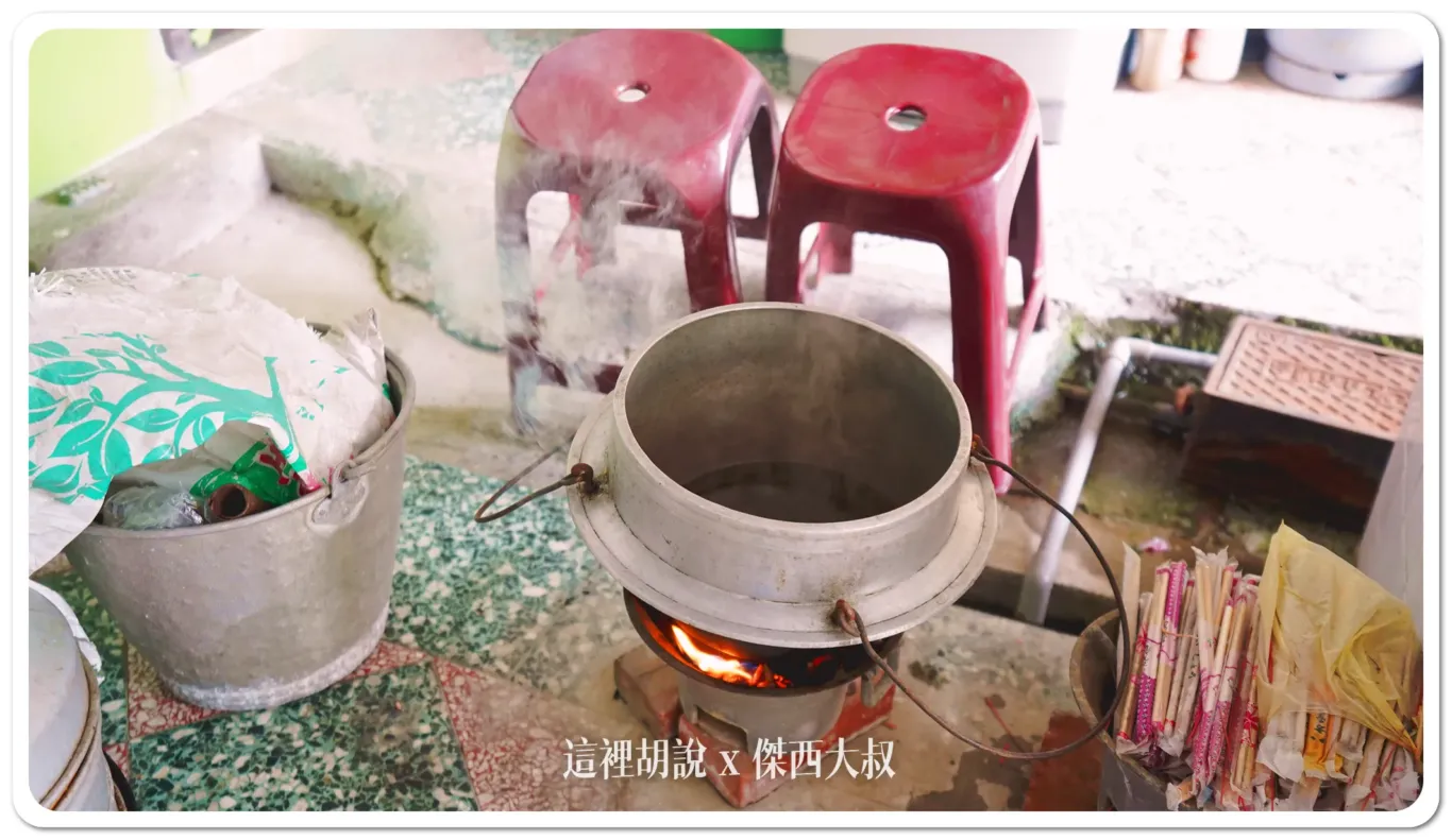 肉燥飯研究所：南部版本肉燥飯 使用豆油伯醬油：外掛版本：柴燒肉燥
