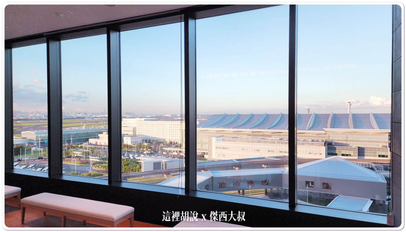 睡在機場系列：羽田機場 T3 泉天空之湯 24小時食堂 餐點是餐廳水準：泉天空之湯：休息區域