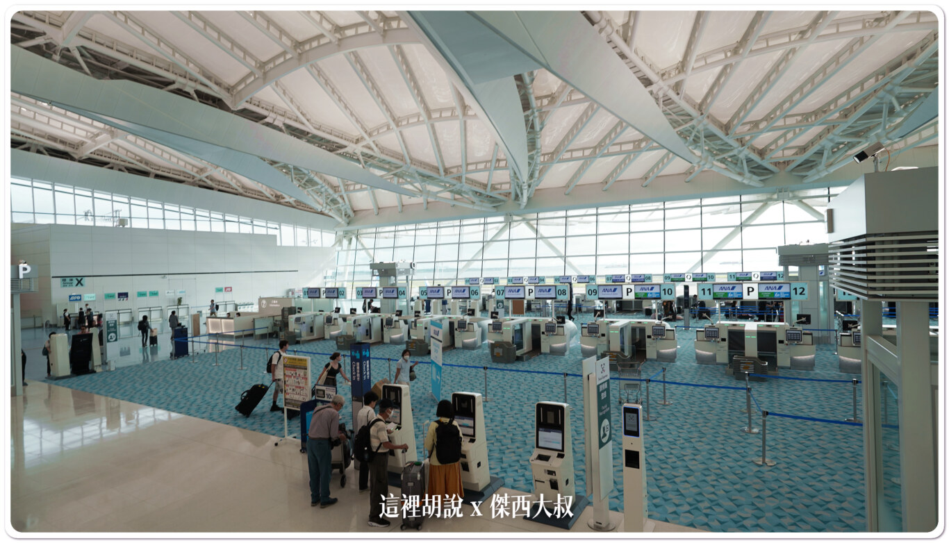 羽田機場 第二航廈國際線出發大廳：羽田機場第二航廈國際線出發大廳