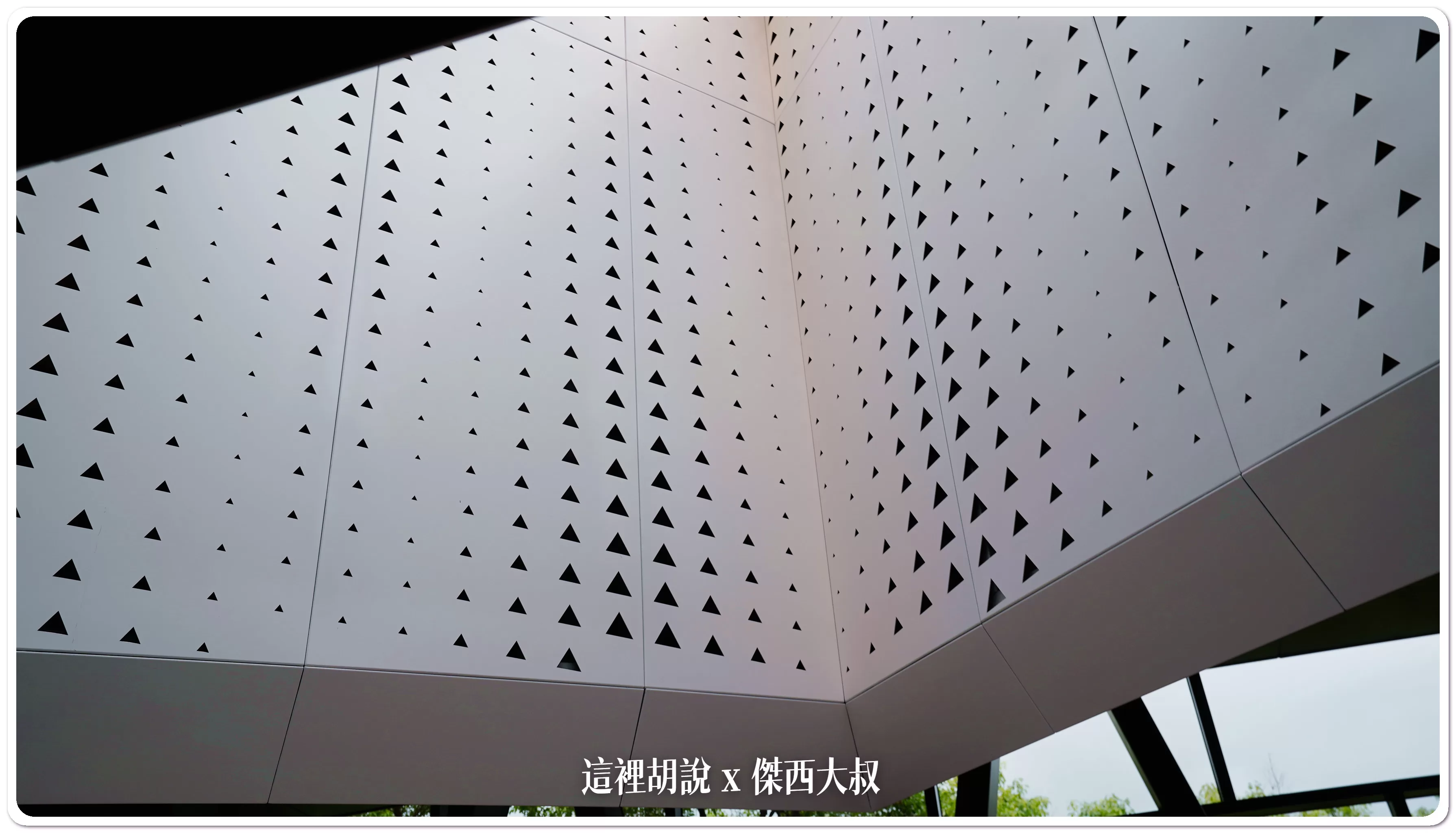 傑西屏東口袋：屏東總圖 屏東縣立圖書館總館：屬於光影的各種角落