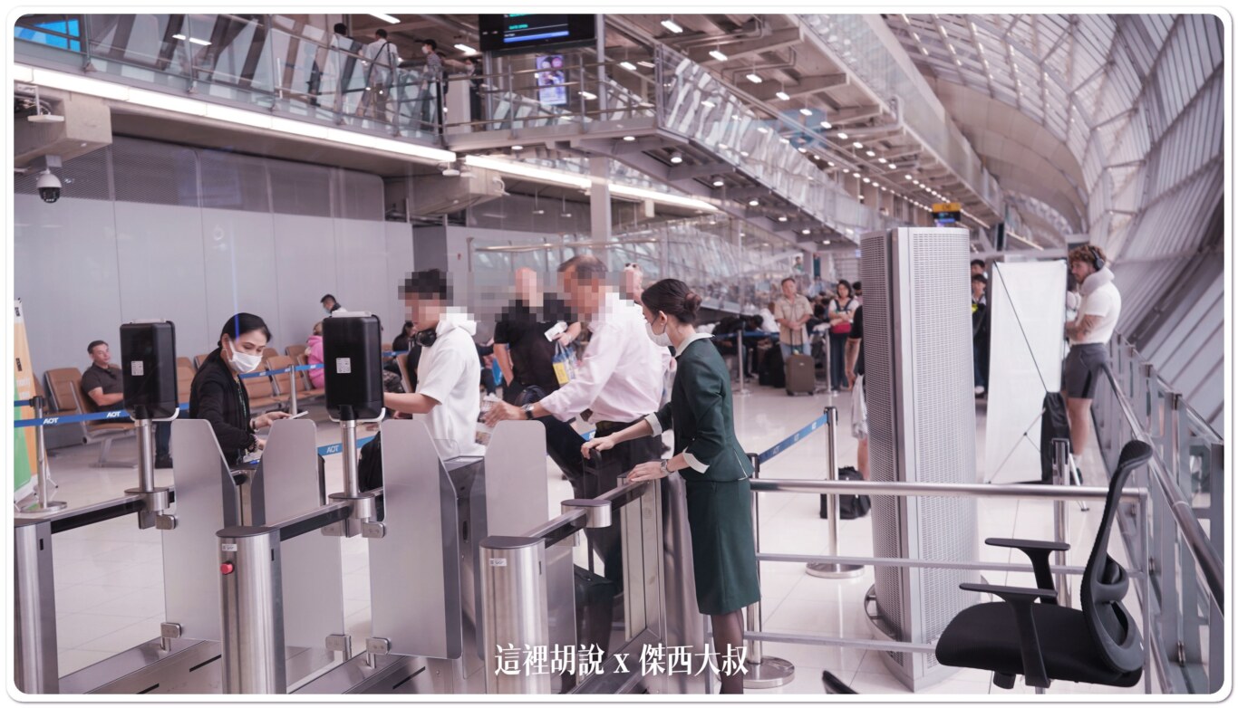 長榮航空飛行紀錄 BR67 TPE-LHR 台北-倫敦希斯洛 商務艙 77B B-16738：BKK轉機