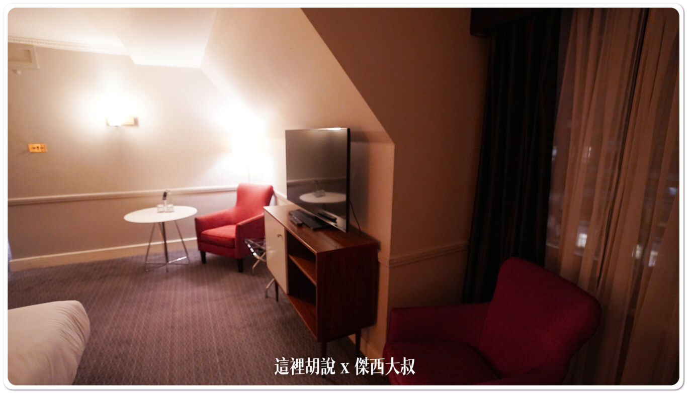 兩張沙發 兩張沙發
