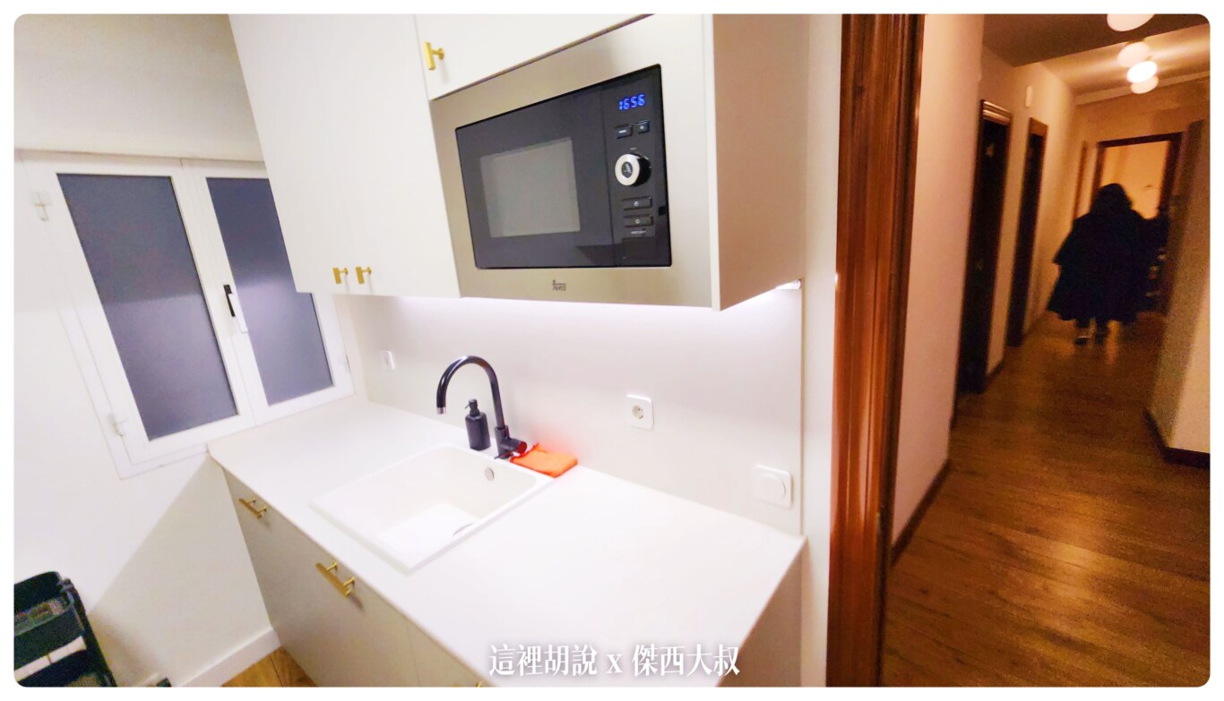 西班牙洛格羅尼奧 Logrono 公寓住宿 Piso centro Logroño. En calle Laurel：廚房