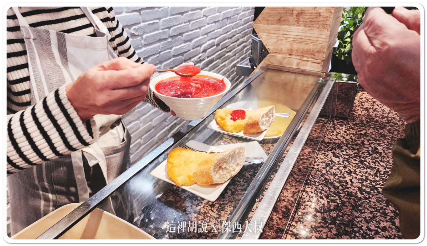 辣醬是點綴，他們蛋餅是真的好吃！