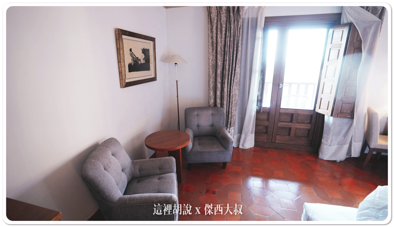 西班牙托雷多 帕拉多爾托雷多 Parador de Toledo 看的到城區的完整視野 老建築改成的飯店：飯店客房