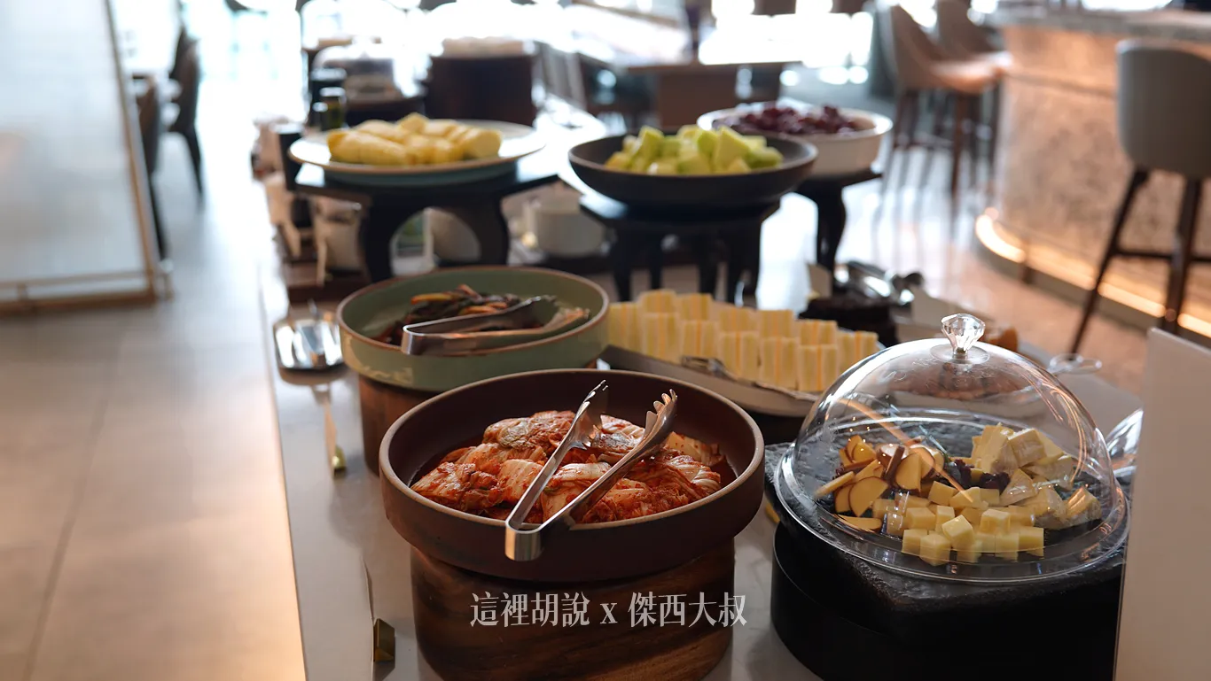仁川機場 新加坡航空自營貴賓室 裝潢典雅餐點精緻 - 這裡胡說 JL TALKS