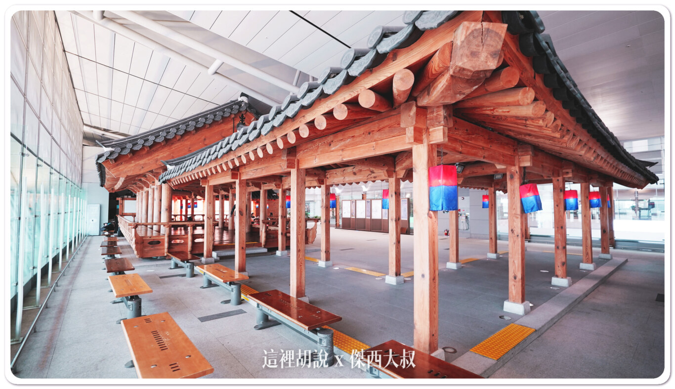 仁川機場隨處可見的十大貼心服務設計 讓旅客更舒服：大型文化建築布置、傳遞韓國文化