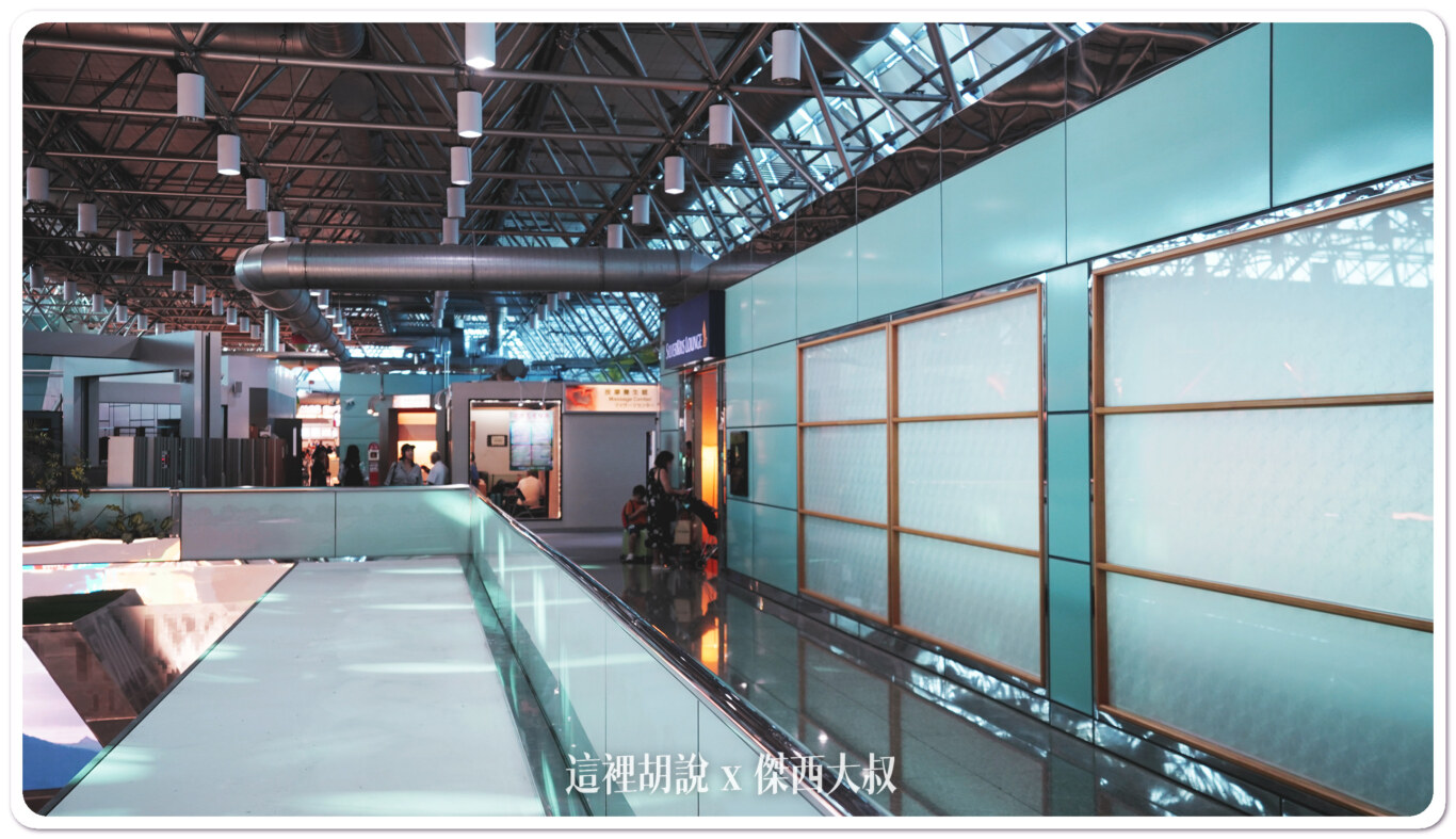 Taoyuan Airport(TPE) Terminal 2 Singapore Airlines Lounge.：Jesse's Note