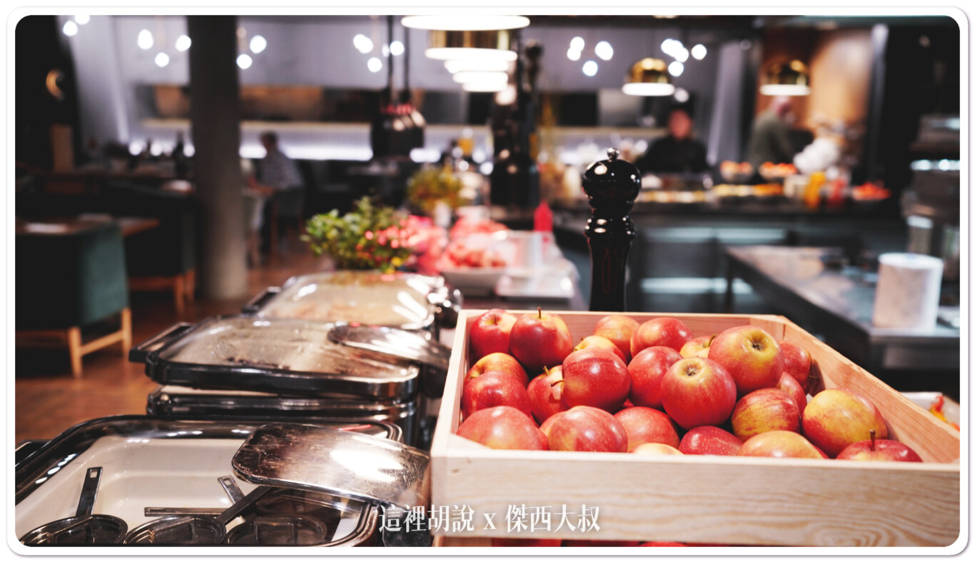 波蘭華沙機場住宿 萬麗酒店 Renaissance Warsaw Airport Hotel：飯店早餐