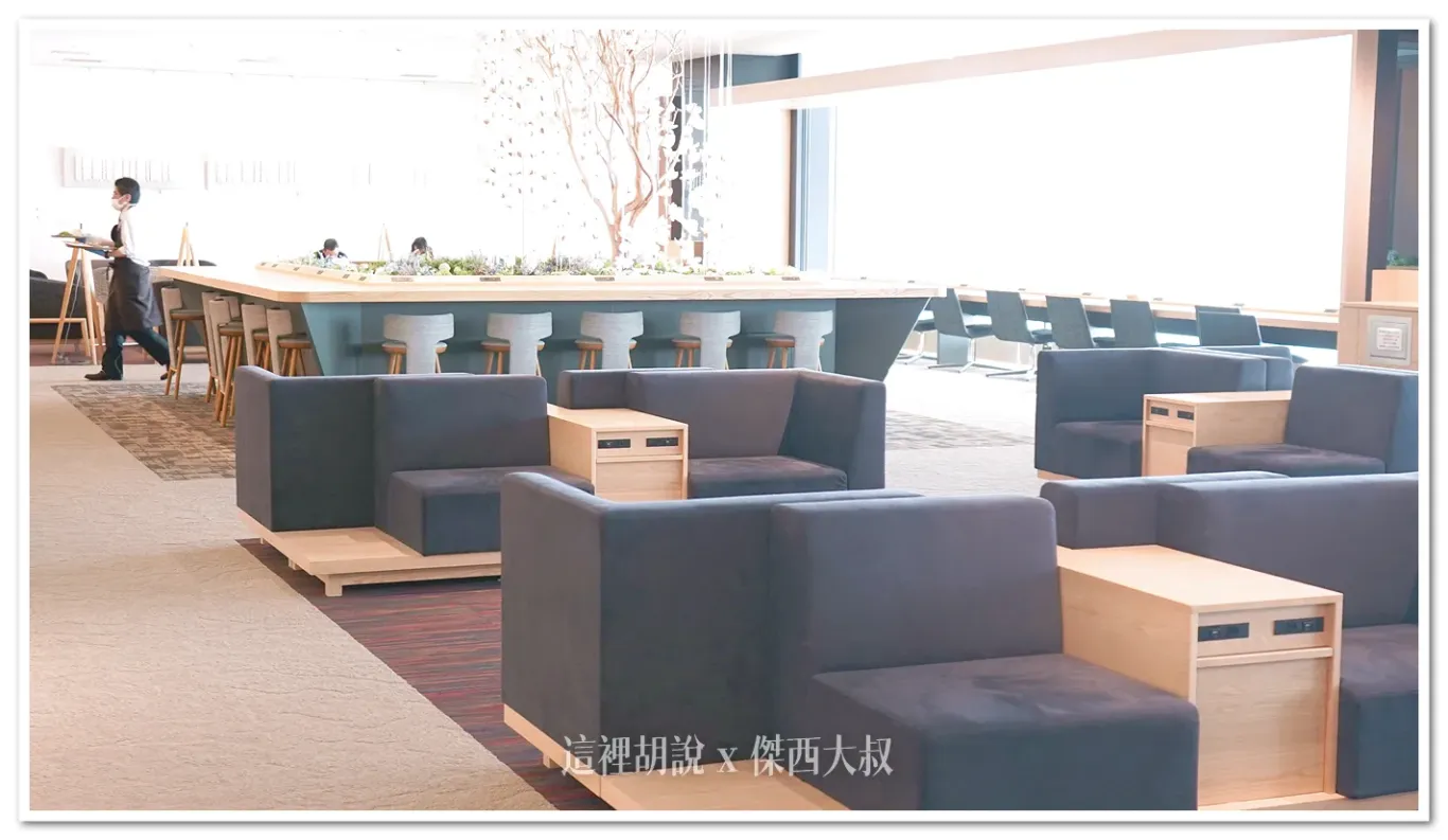 北海道新千歲機場 國際線 ROYAL LOUNGE 航空公司貴賓室:休息空間 北海道新千歲機場 國際線 ROYAL LOUNGE 航空公司貴賓室:休息空間