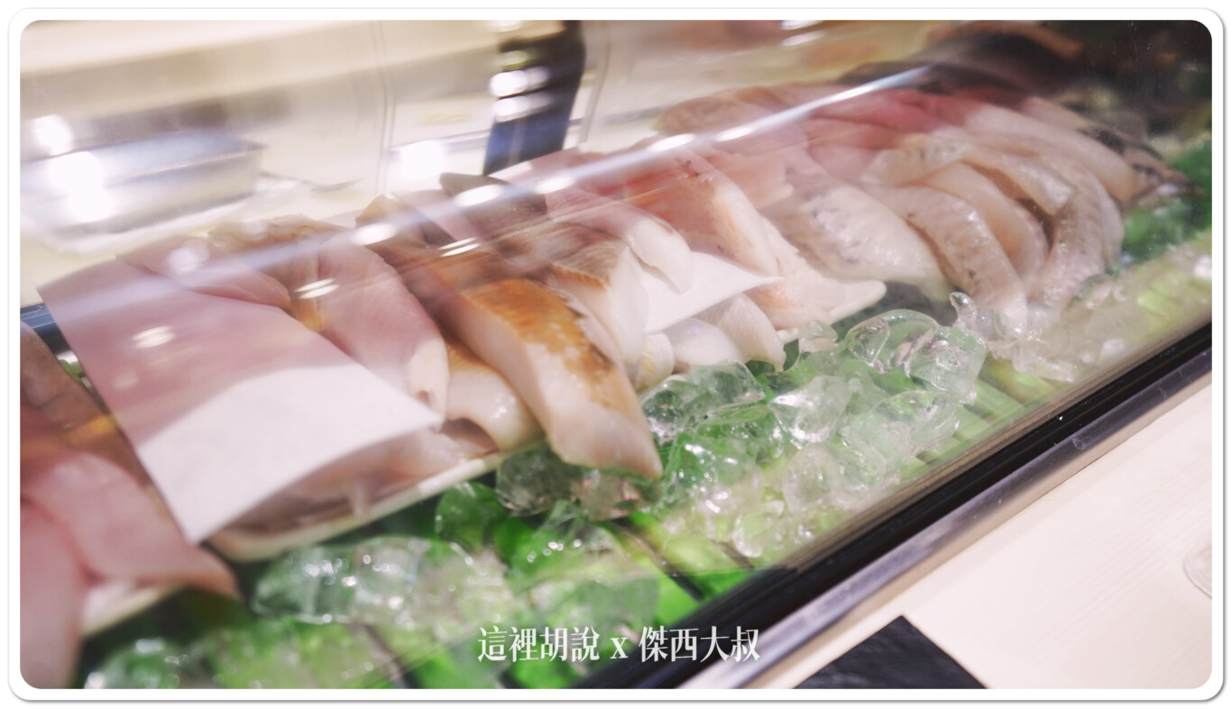 應該是他們保存方式是這種整片的魚肉保持了鮮度