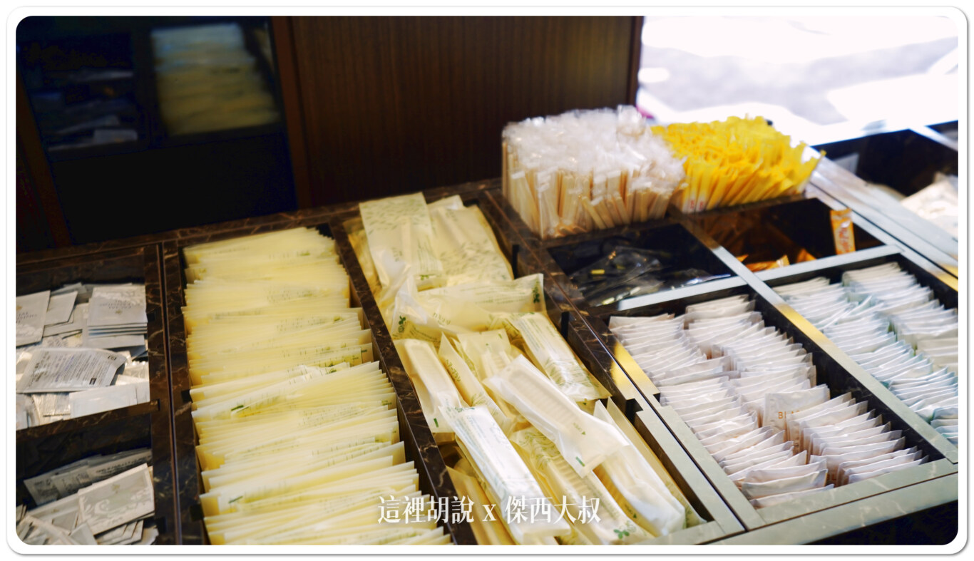 有明 芬迪別墅大飯店 VILLA FONTAINE GRAND 直通有明花園購物中心：飯店大廳