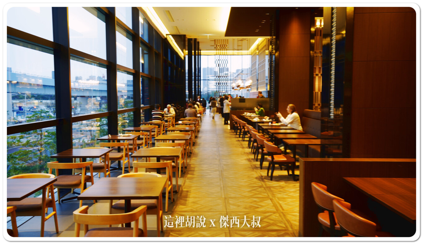 有明 芬迪別墅大飯店 VILLA FONTAINE GRAND 直通有明花園購物中心：海鮮丼早餐