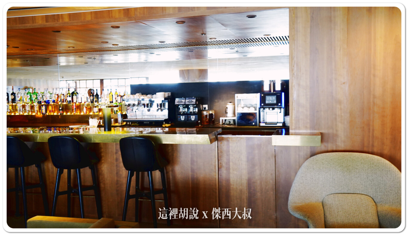 現場有酒保可以現點調酒喝酒不開車 開車不喝酒 未滿十八歲請勿飲酒