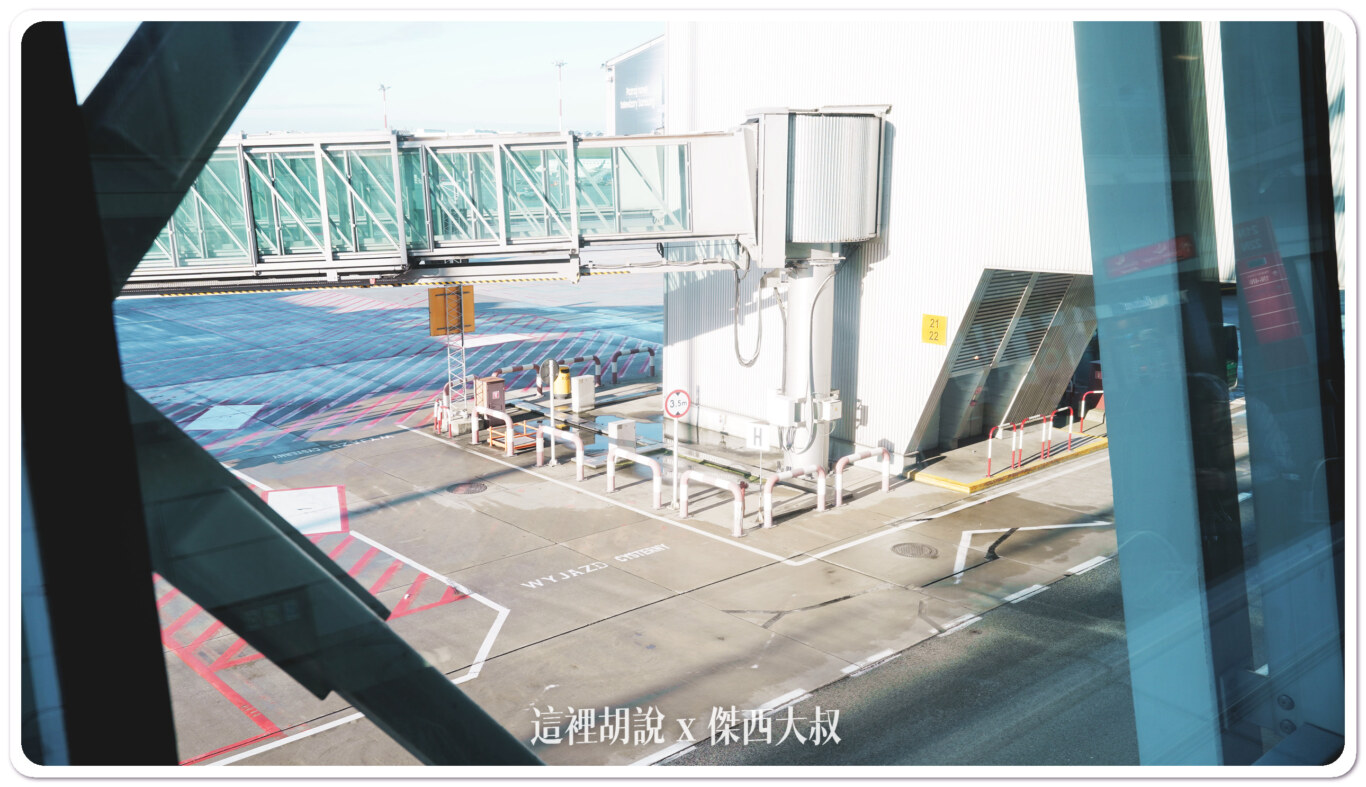 空側作業 波蘭華沙蕭邦機場(WAW) 2023-10：WAW-ICN