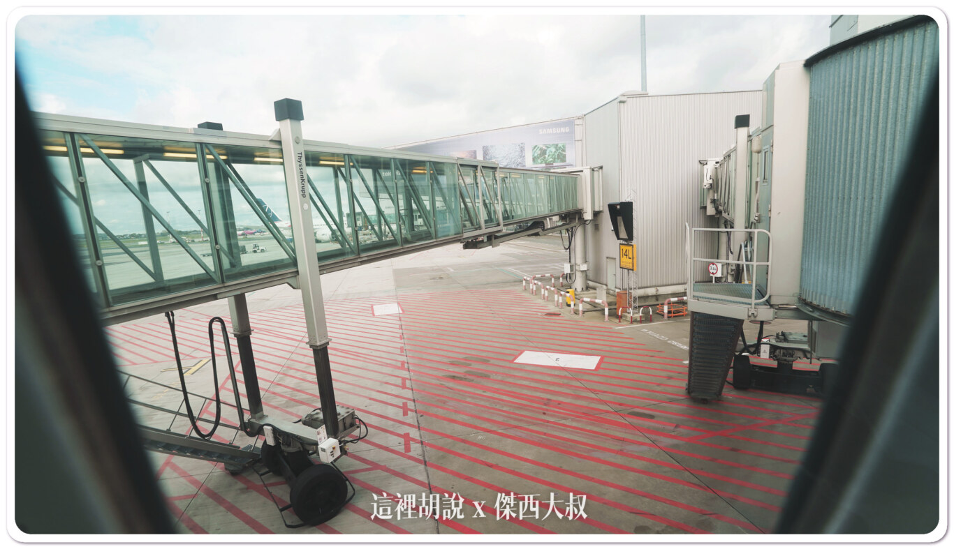 空側作業 波蘭華沙蕭邦機場(WAW) 2023-10：WAW-ICN