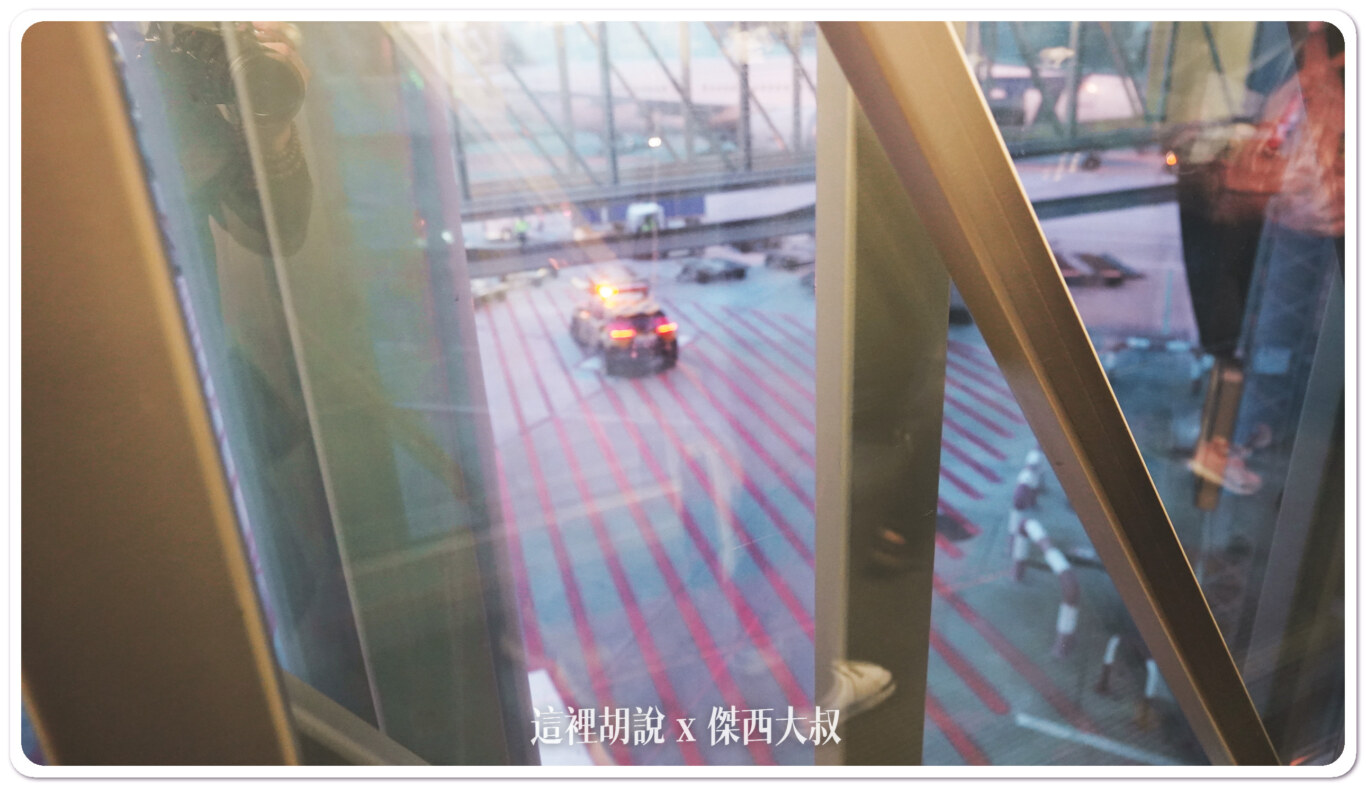 空側作業 波蘭華沙蕭邦機場(WAW) 2023-10：ICN-WAW