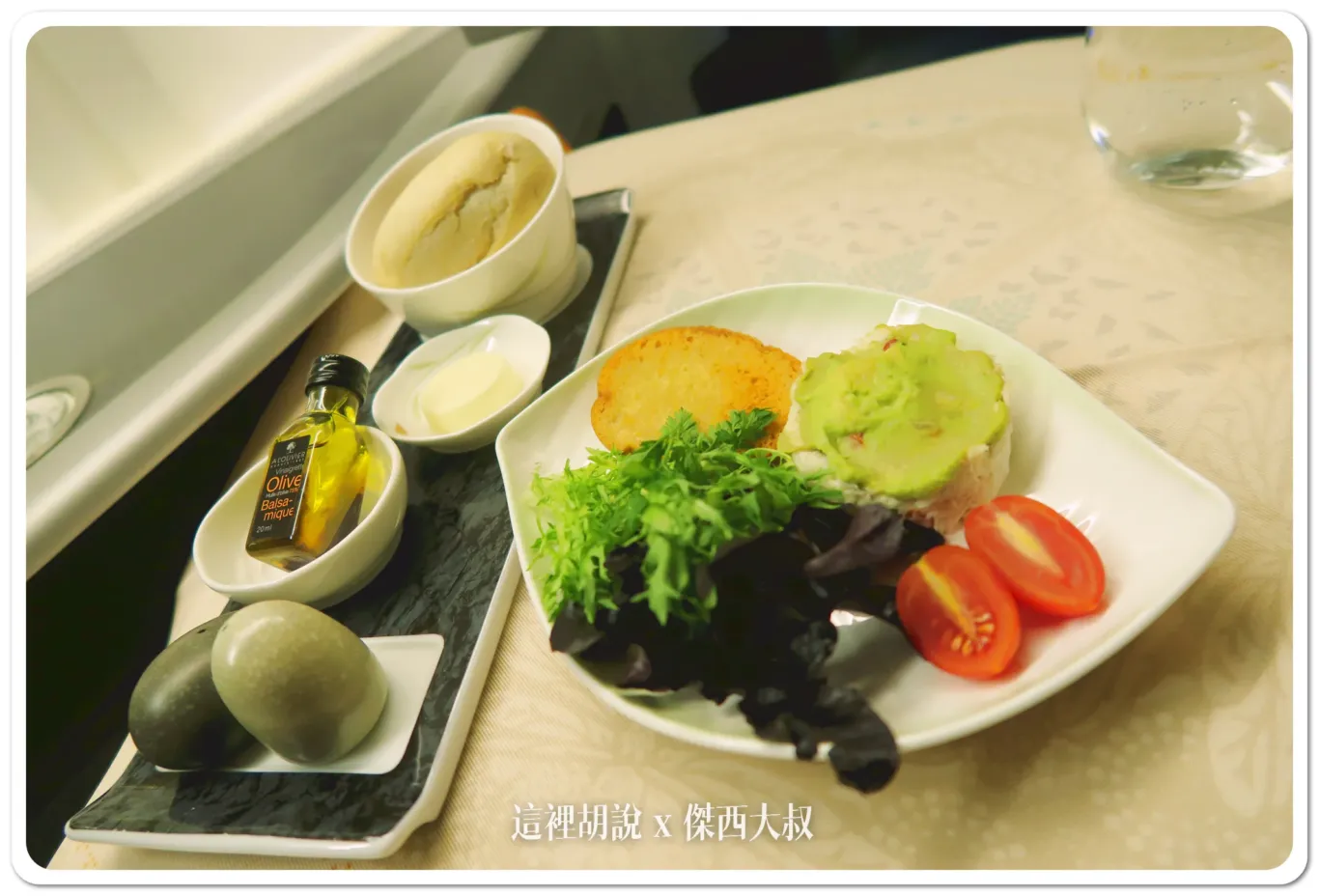 長榮航空飛行記錄 TPE-SEA 皇璽桂冠艙 2017 台北-西雅圖 照片記錄 77B - 這裡胡說 JL TALKS