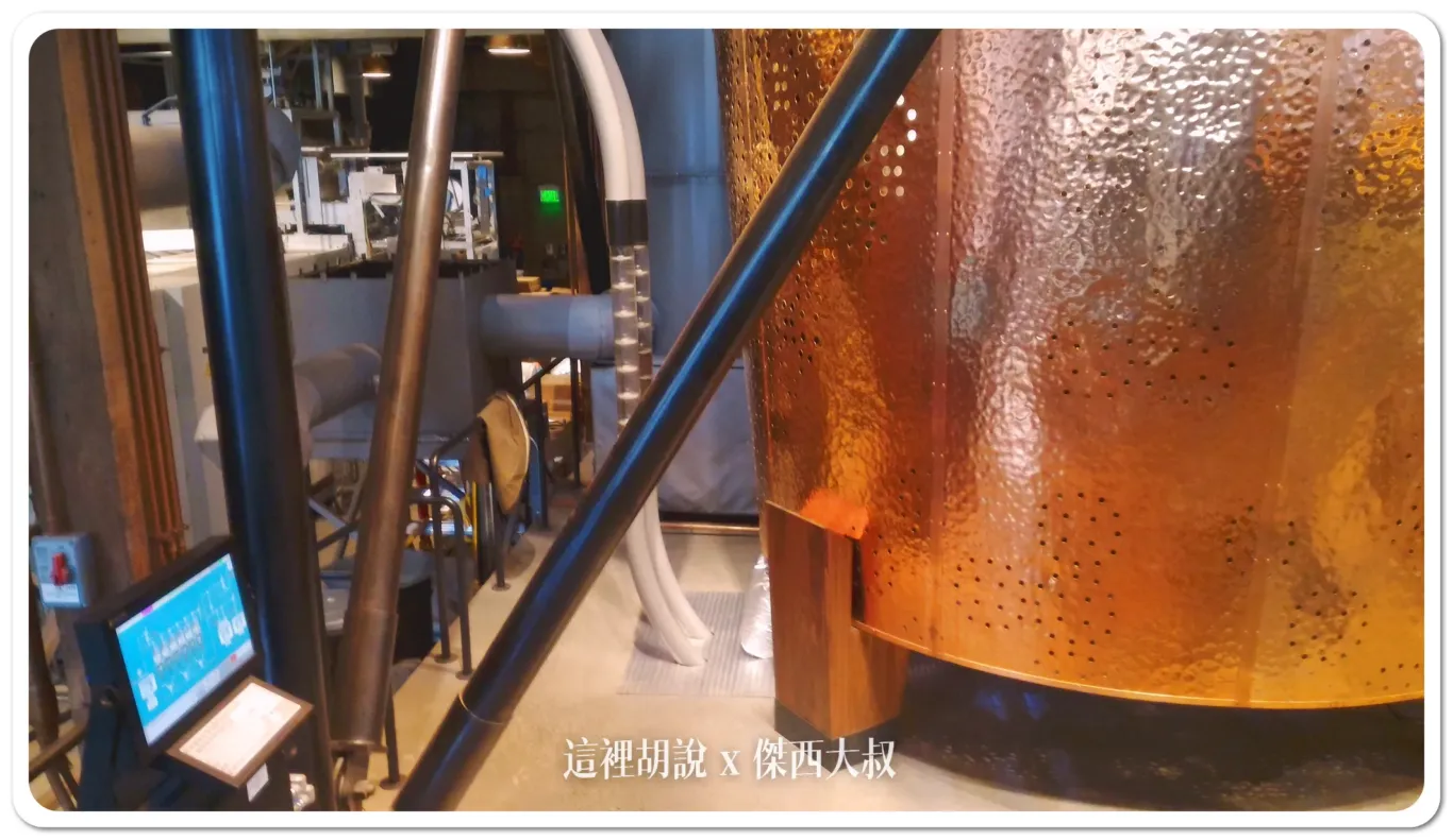 全球第一間 星巴克臻選烘焙工坊 西雅圖 Starbucks Reserve Roastery：現場烘豆區