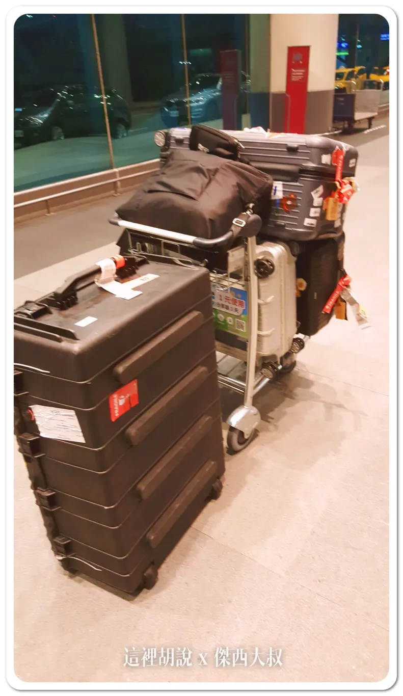 長榮航空西雅圖六月增班  回首長榮西雅圖航線過去20年歷史照片 全紀錄：2016：皇璽桂冠艙(77W)