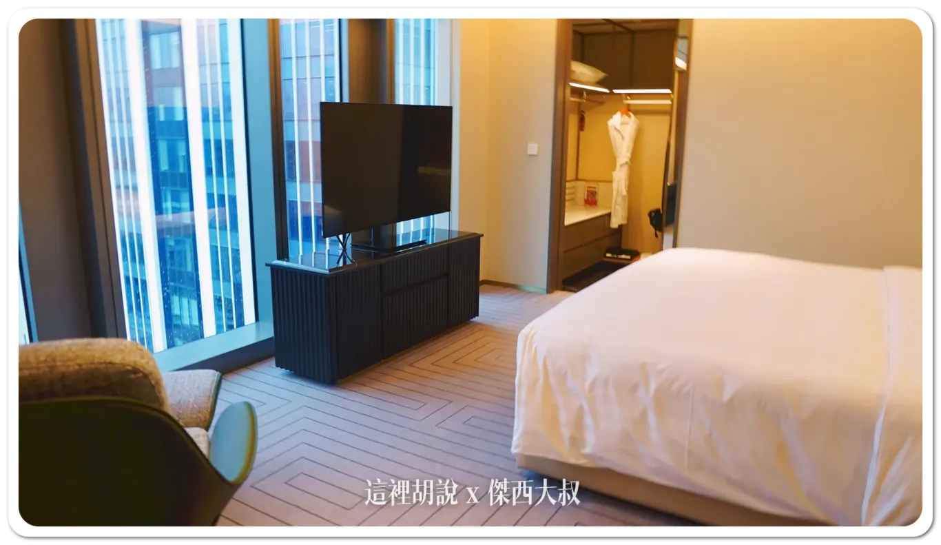 台北南港 台北漢來大飯店 服務設施完整揭露：無邊際游泳池、健身房、辦公大樓美食街、還有豪華套房：台北漢來大飯店 豪華套房