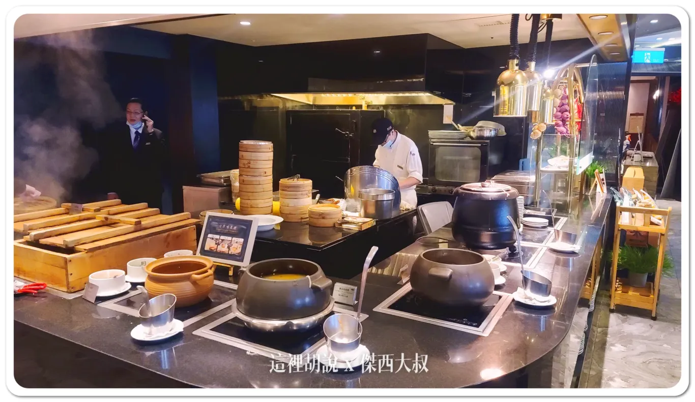 這個區域真的很厲害居然有米糕 而且南部口味的