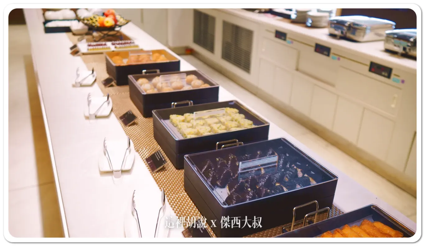 標準ANA貴賓室會看到的小飯糰 標準ANA貴賓室會看到的小飯糰