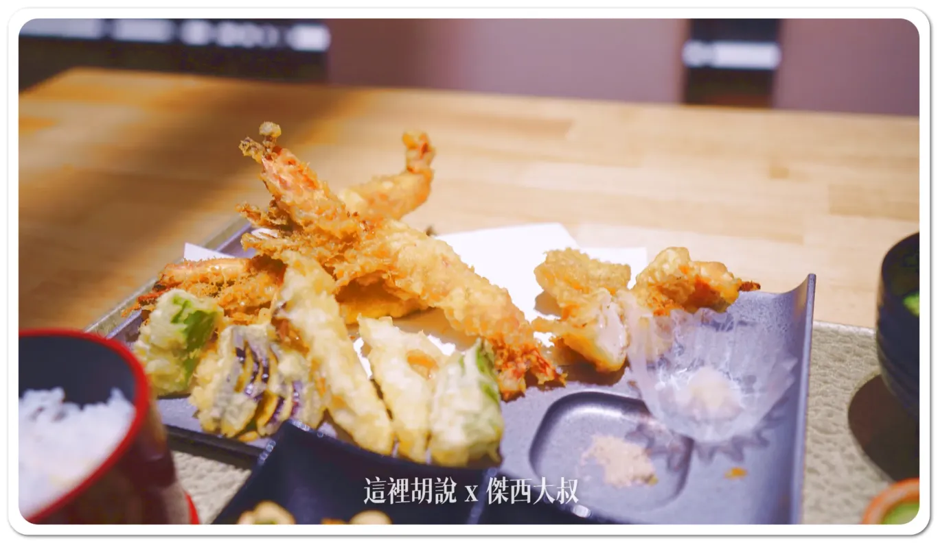 蝦子、干貝、蔬菜