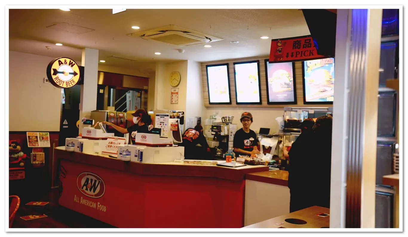 沖繩特有速食店 AW 麥根沙士喝到飽 那霸機場/國際通：國際通分店