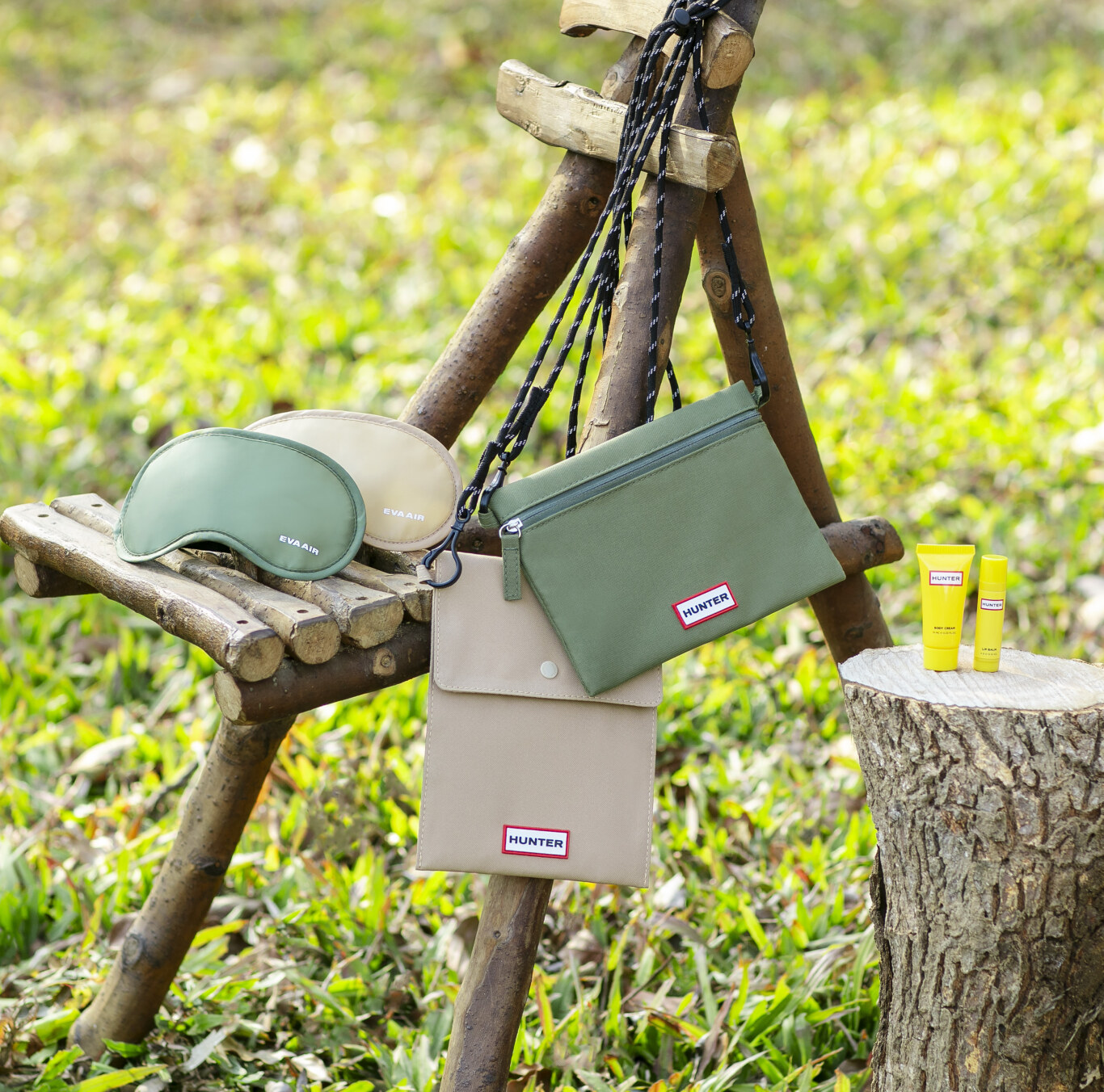 With the strap, it can also be used as a small backpack.(Photo source: EVA Air)