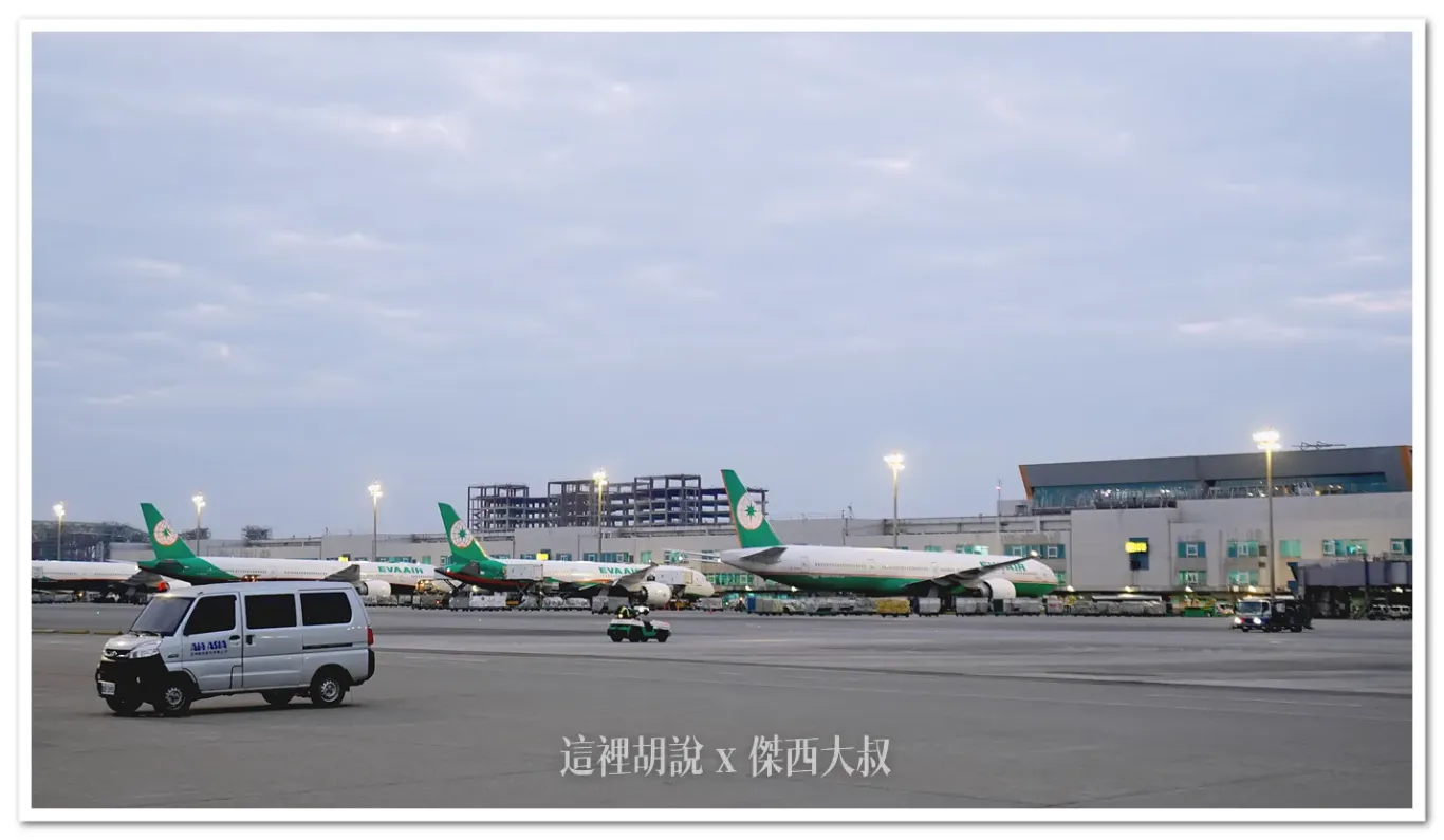 新建當中的多功能大樓 新建當中的多功能大樓