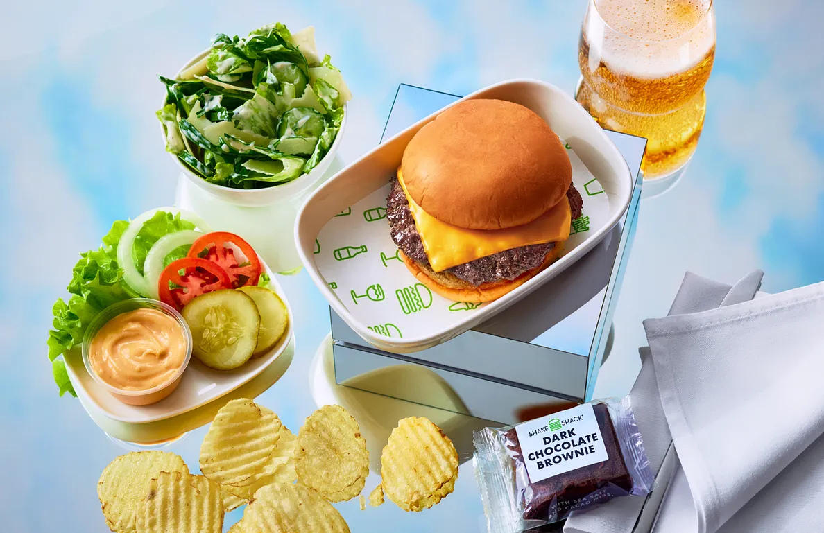 達美航空 機上吃的到Shake Shack經典漢堡 現在西雅圖出發的長途航班都吃的到 - 這裡胡說 JL TALKS