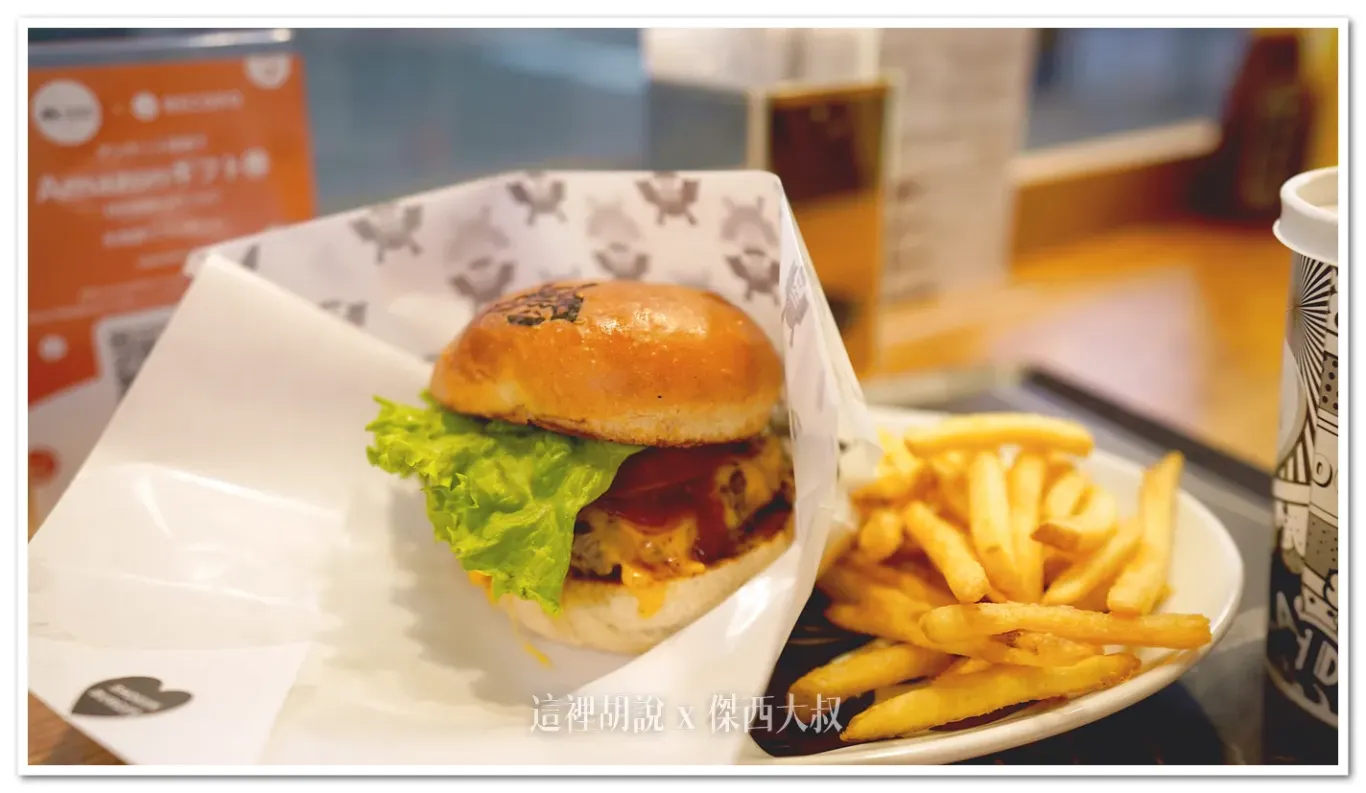 北海道札幌薄野 和牛漢堡 SHOGUN BURGER（將軍漢堡） 薄野店 限定羊肉漢堡 賣完為止：起司漢堡