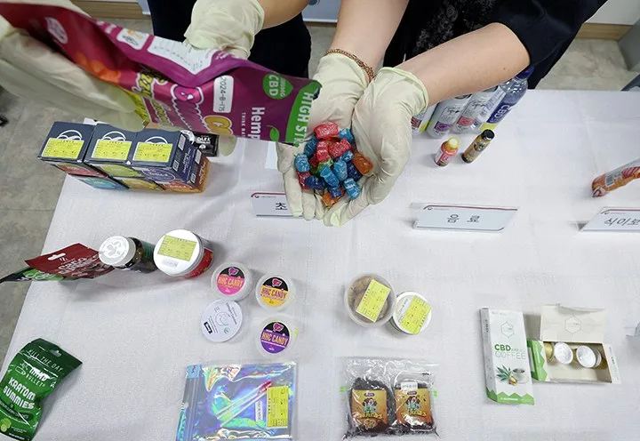 關於去韓國不能帶EVE 韓國管制麻醉藥物的查核 感冒藥 調味粉:主新聞來源 關於去韓國不能帶EVE 韓國管制麻醉藥物的查核 感冒藥 調味粉:主新聞來源