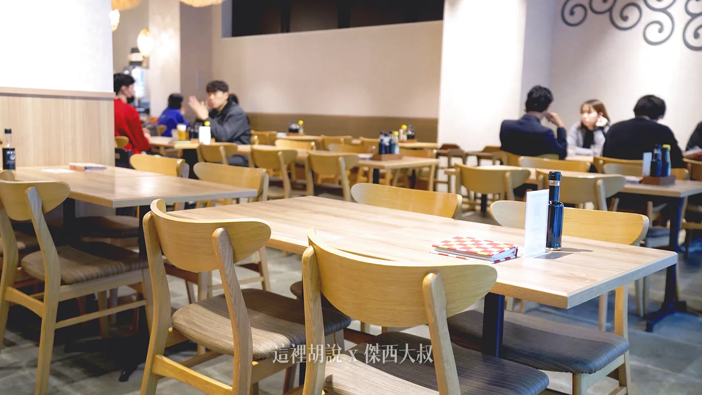 錯開中午時段，沒有全部客滿