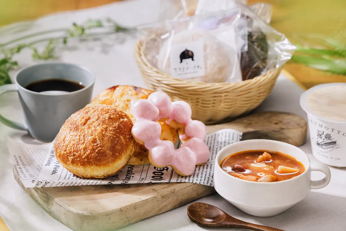 【LUCY尾瀬鳩待】 Food&Drink Station  麵包、甜甜圈和湯