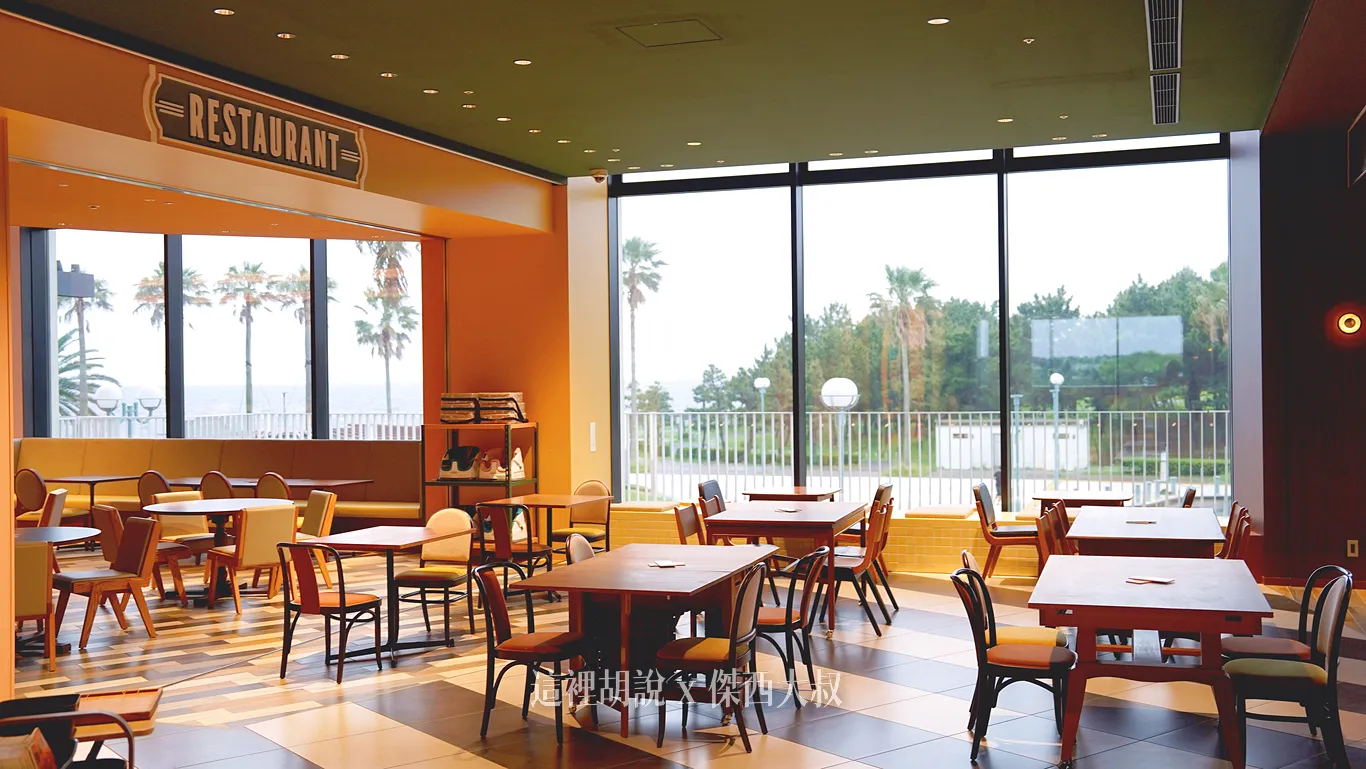 Located on the second floor, the restaurant features expansive floor-to-ceiling windows.