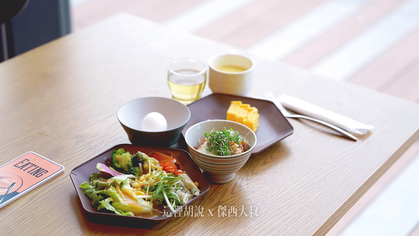 On the second day, my meal was simpler, focusing solely on the Kaisendon.