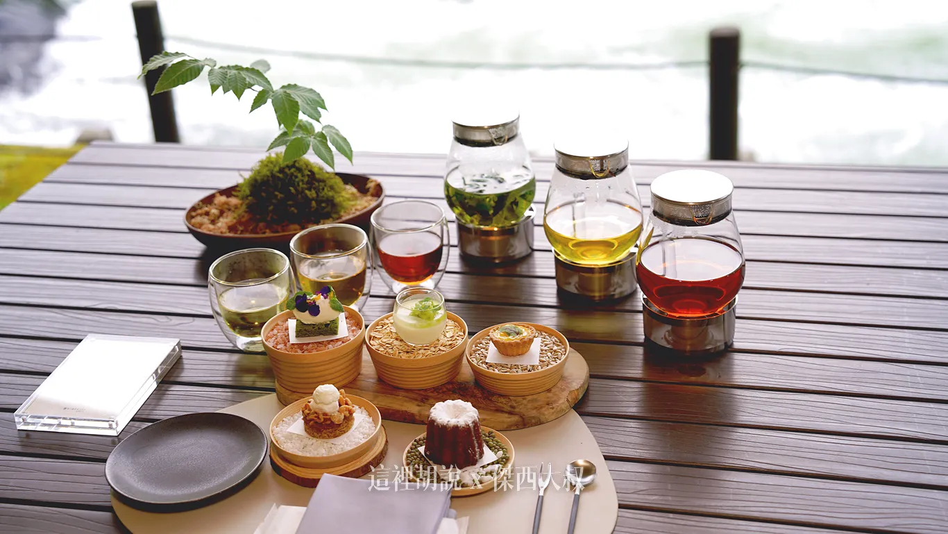 星野集團 青森奧入瀨溪流飯店『溪流露台』在溪流旁配著潺潺流水 下午茶跟早餐(第4篇/共6篇) - 這裡胡說 JL TALKS 星野集團 青森奧入瀨溪流飯店『溪流露台』在溪流旁配著潺潺流水 下午茶跟早餐(第4篇/共6篇) - 這裡胡說 JL TALKS