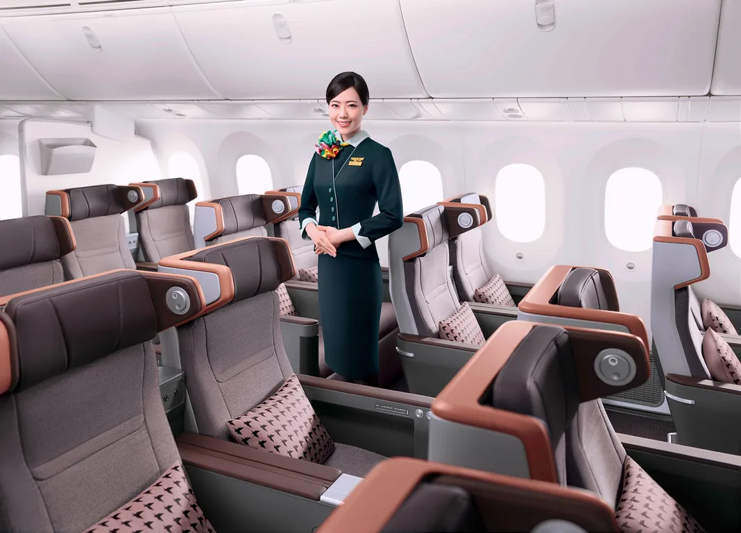 長榮航空連續10年榮獲SKYTRAX五星級航空公司肯定 - 這裡胡說 JL TALKS
