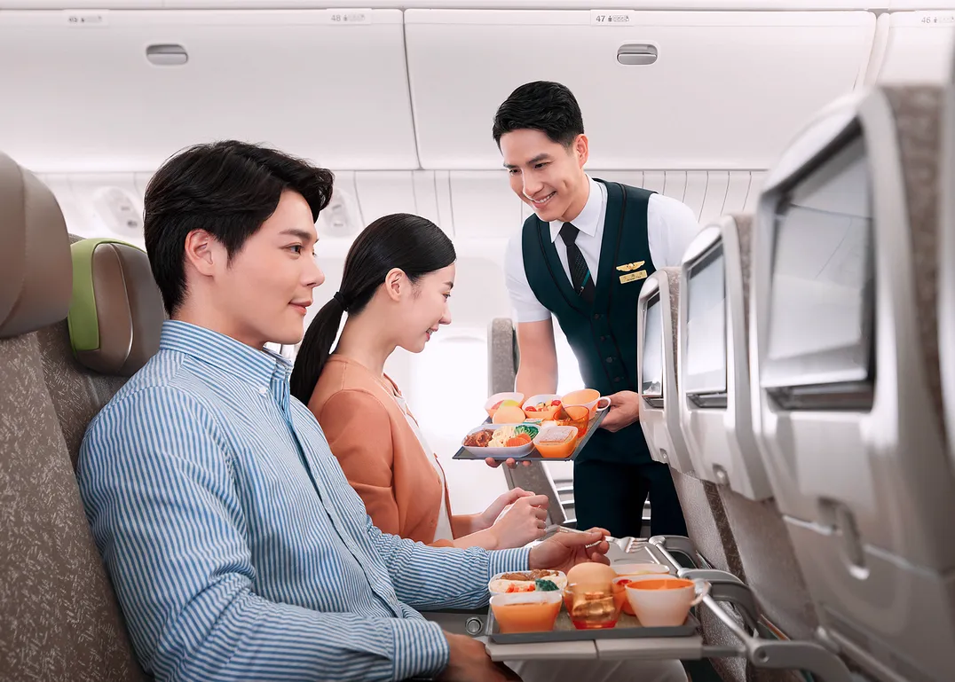 長榮航空連續10年榮獲SKYTRAX五星級航空公司肯定 - 這裡胡說 JL TALKS