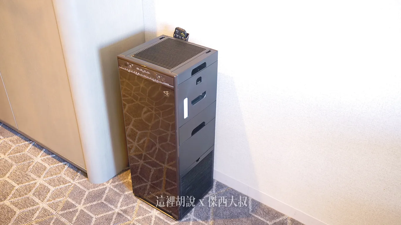 連空氣清淨機也使用這種特殊造型的版本配合裝潢 連空氣清淨機也使用這種特殊造型的版本配合裝潢