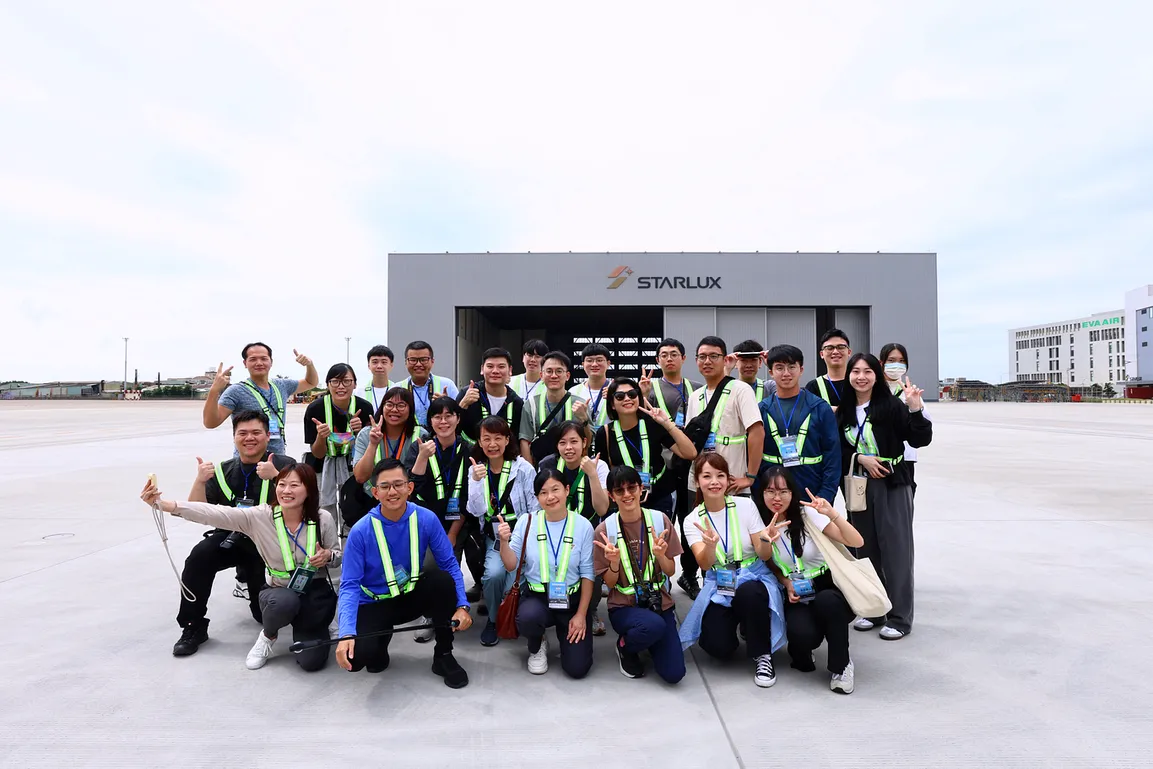 2025桃園機場體驗營 7月18日報名開跑 一睹即將營運的北登機廊廳 夜宿桃機 直擊航空樞紐24小時運作秘辛 - 這裡胡說 JL TALKS 2025桃園機場體驗營 7月18日報名開跑 一睹即將營運的北登機廊廳 夜宿桃機 直擊航空樞紐24小時運作秘辛 - 這裡胡說 JL TALKS