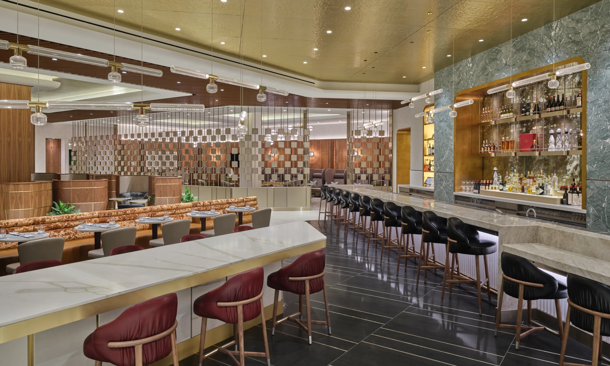洛杉磯國際機場 (LAX) 新的達美至臻商務艙貴賓室 (Delta One Lounge) 圖片/達美航空