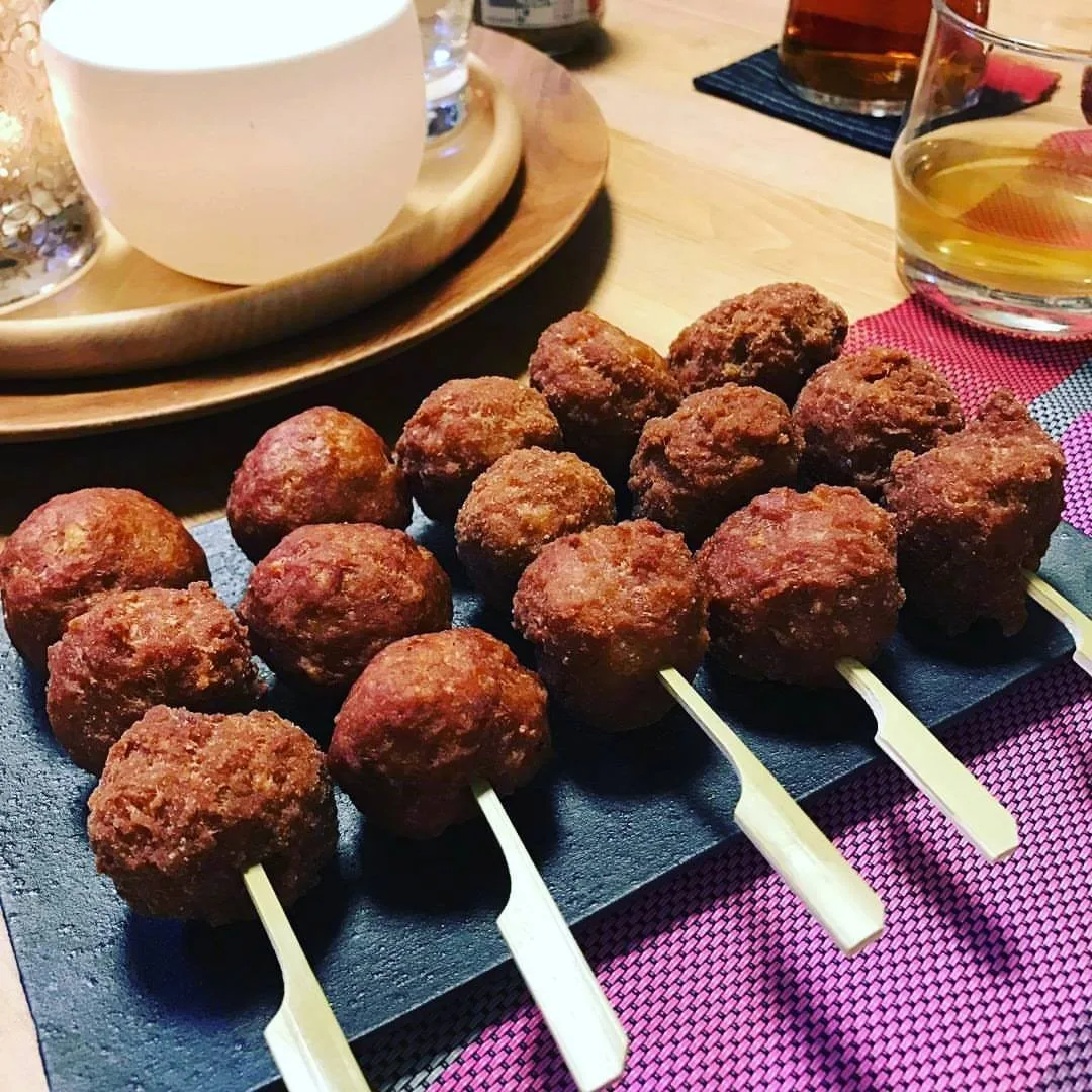 豆油伯黃醬 乾炸丸子 黃豆醬香風味的肉丸子 煮湯氣炸都好吃!:第二次回炸:溫度要拉高當150-160度 豆油伯黃醬 乾炸丸子 黃豆醬香風味的肉丸子 煮湯氣炸都好吃!:第二次回炸:溫度要拉高當150-160度