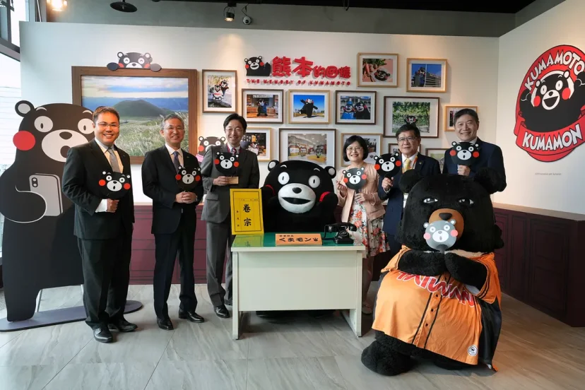  桃園機場X熊本機場 姊妹機場交流展現臺日好情誼「熊本熊」部長來了！ 雙熊魅力放送 - 這裡胡說 JL TALKS