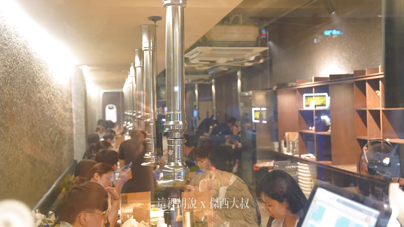 主要是因為他們店內的桌數真的太少了，所以就會需要排比較長的時間，建議錯開用餐時段前往